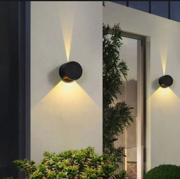 Adjustable Up and Down Waterproof Wall light