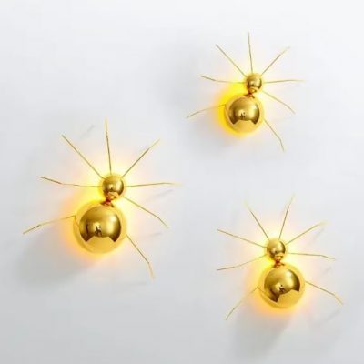 Gold Ant Wall Lamp