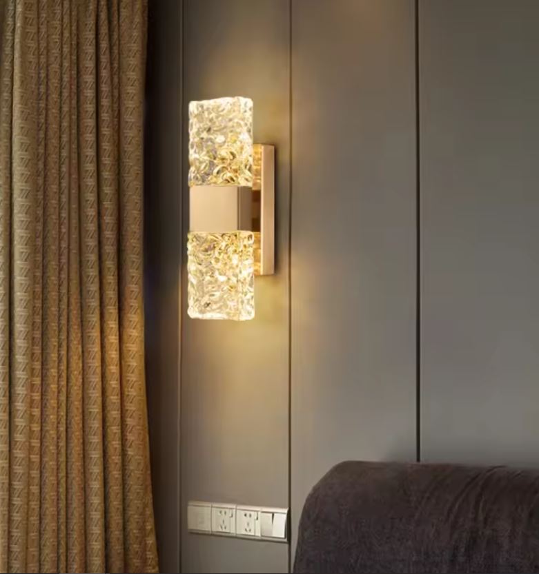 Ice Glass LED Wall Bracket Light Gold Ice Glass LED Wall Bracket Light Gold