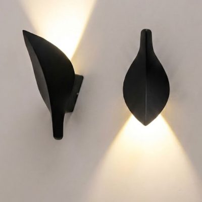 Leaf Petal Accent Wall Lamp